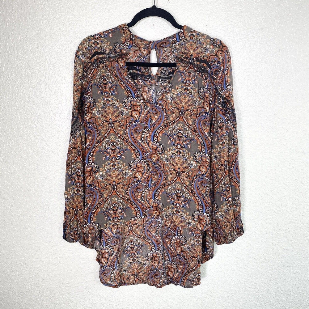 Gimmicks BKE Top Womens Medium Paisley Floral Embroidered Hi Low Tunic Blouse